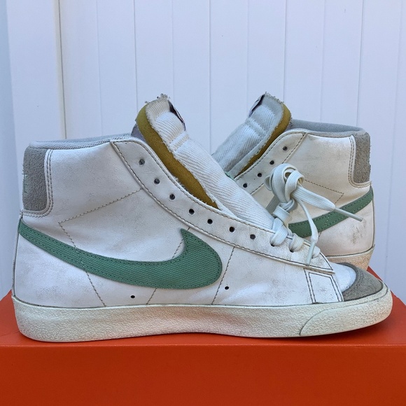 Sz 8.5 Nike Blazer '77 Premium Mid Certified Fresh - Sail Enamel Green Mens USED - Picture 5 of 9